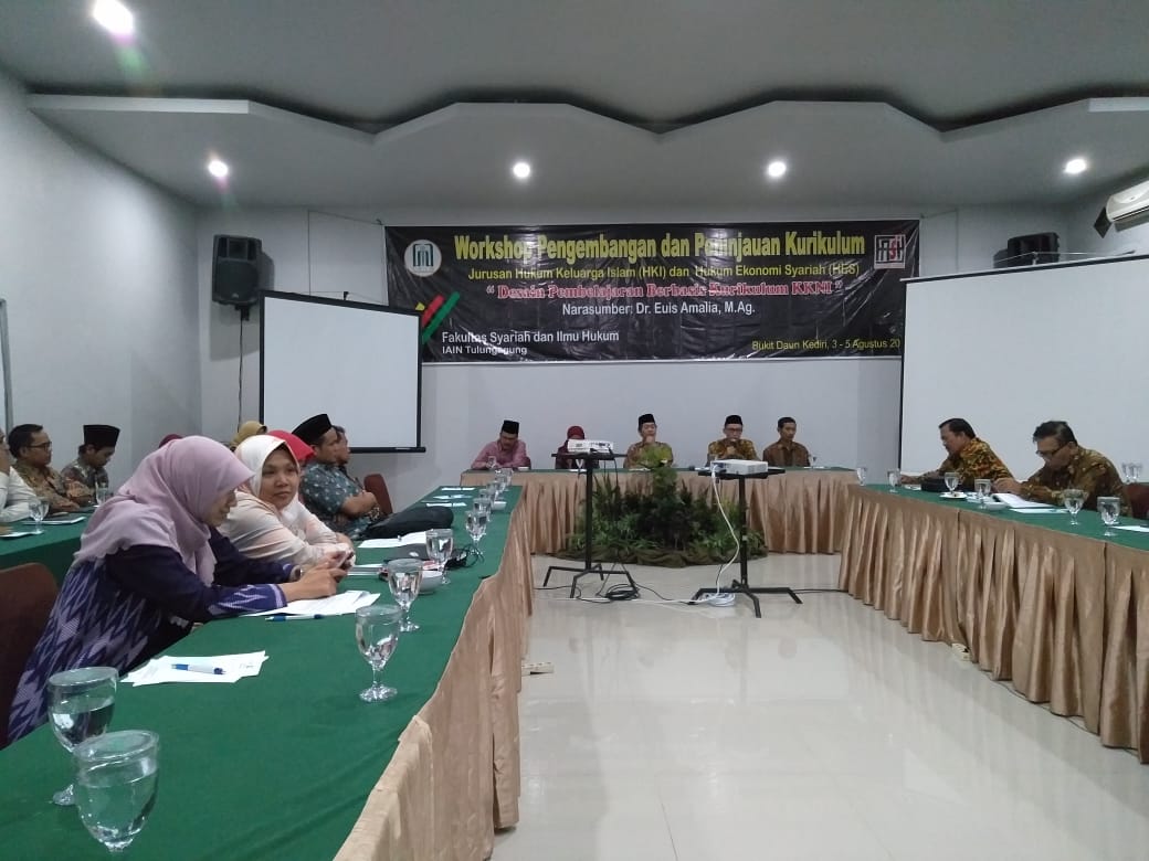 WORKSHOP PENGEMBANGAN KURIKULUM