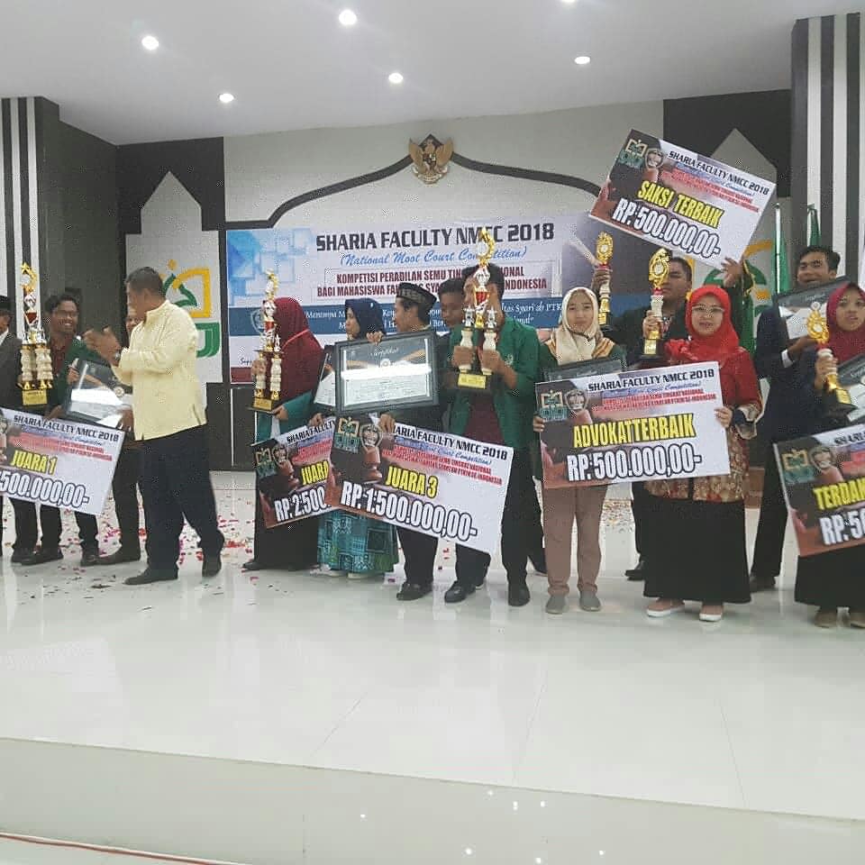 FAKULTAS SYARIAH DAN ILMU HUKUM IAIN TULUNGAGUNG JUARA NMC 2018 KATEGORI ADVOKAT