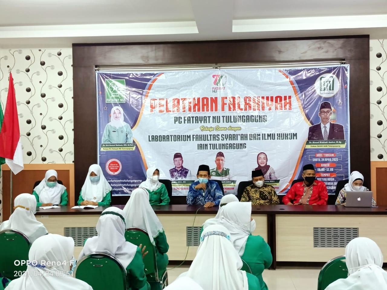 PC FATAYAT TULUNGAGUNG BEKERJASAMA DENGAN LAB. FASIH MENGADAKAN PELATIHAN FALAKIYAH