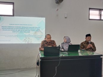 LAKSANAKAN PENGABDIAN KEPADA MASYARAKAT, FASIH SELENGGARAKAN FORUM GROUP DISCUSSION