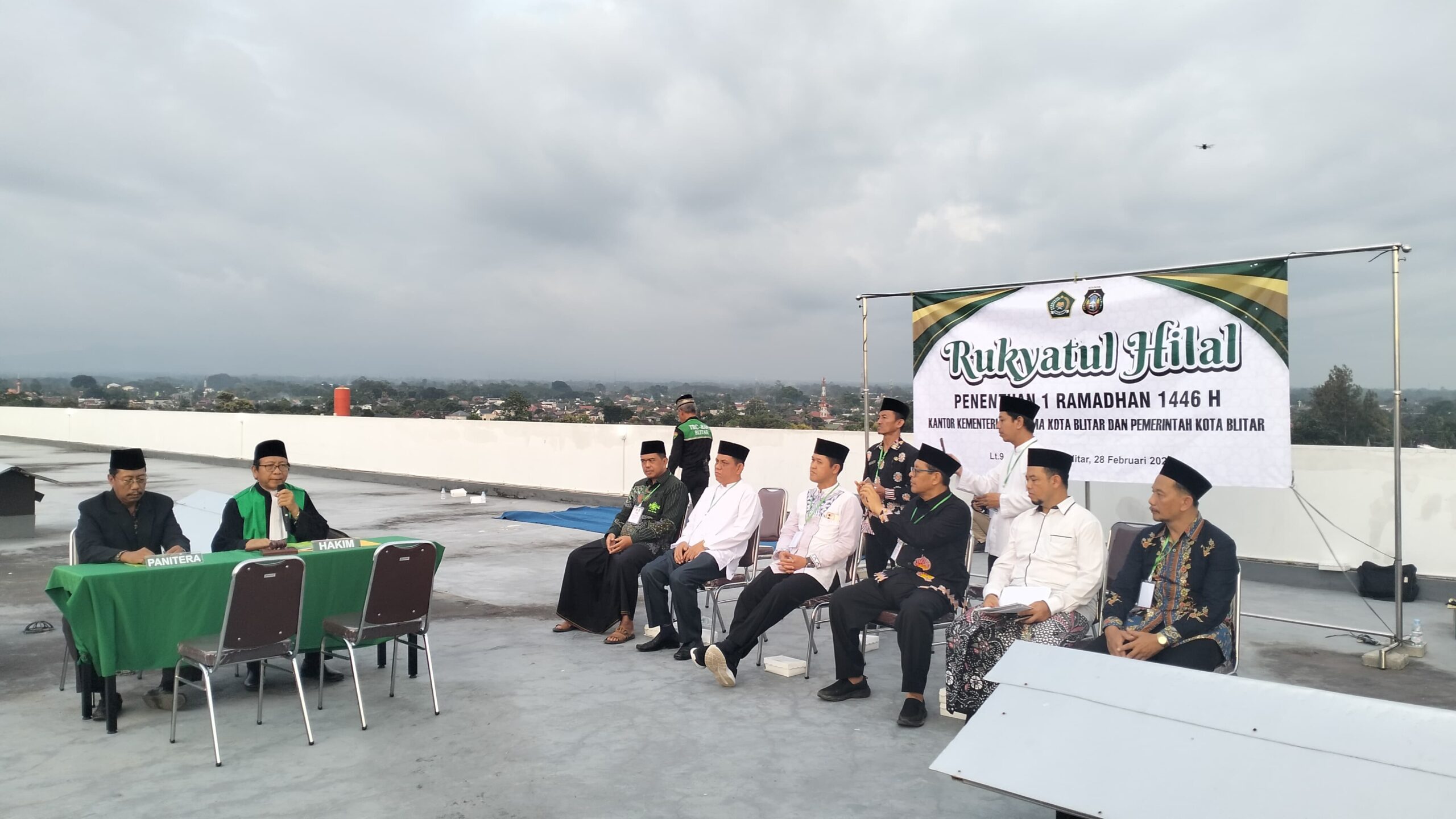 LABORATORIUM FAKULTAS SYARIAH DAN ILMU HUKUM UIN SAYYID ALI RAHMATULLAH TULUNGAGUNG GELAR RUKYATUL HILAL AWAL BULAN RAMADHAN DI BLITAR