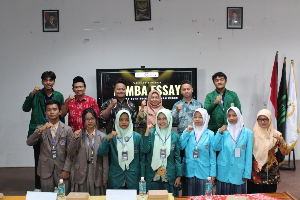 Lomba Essay Antar SLTA Meriahkan Fasih Law Fair 2025 UIN SATU Tulungagung