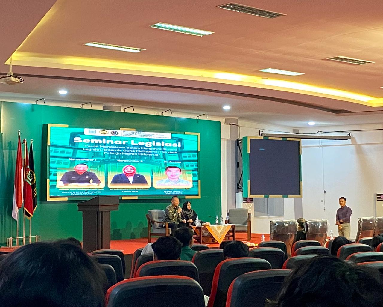 Perkuat Pemahaman Legislasi, SEMA FASIH UIN SATU Hadirkan Dua Narasumber Hebat dalam Seminar Legislasi 2025